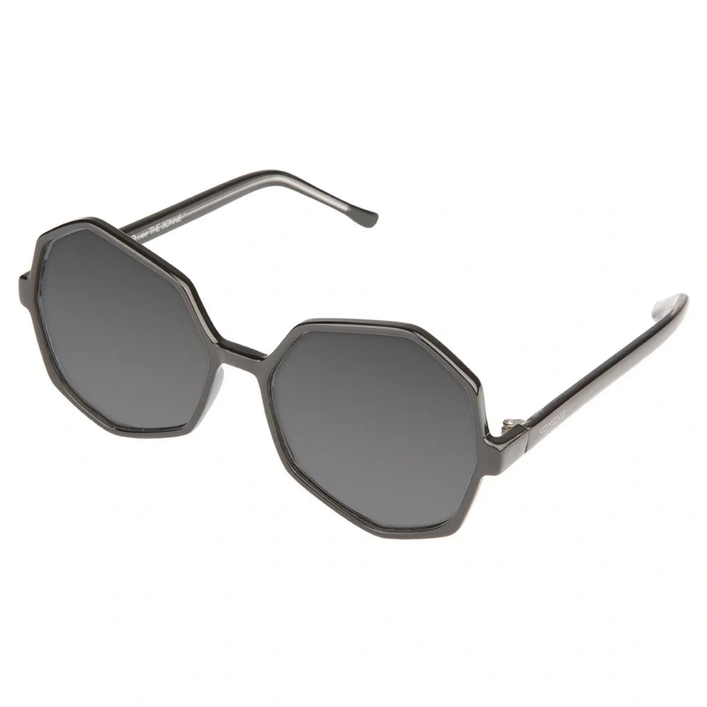 Komono sunglasses offer